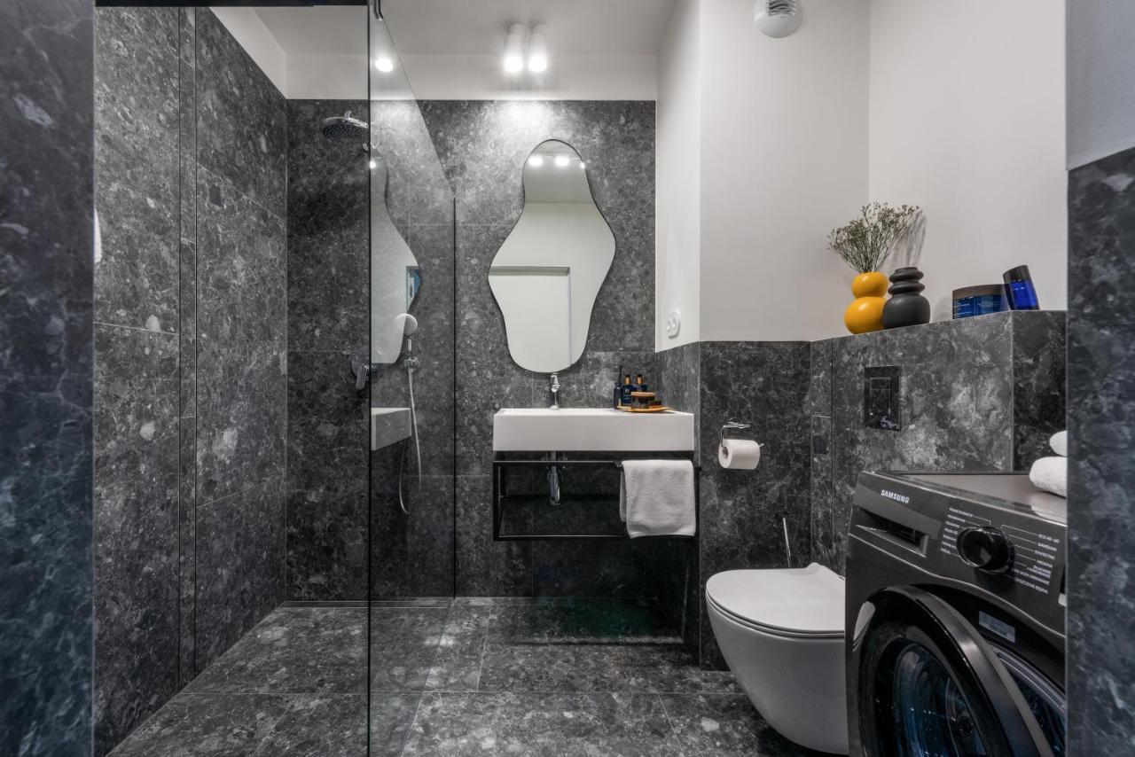 Apartamenty-Wroc Ksiecia Witolda By The River Wroclaw Luaran gambar